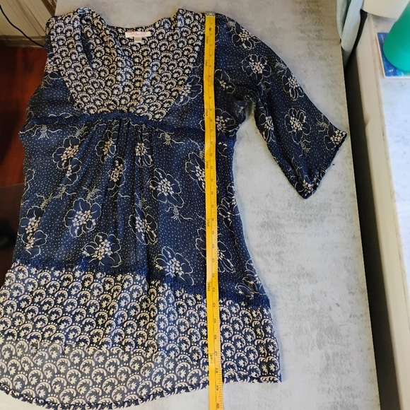 Lux Anthropologie Y2K Silk Sheer Top Flowy Floral Navy Blue Boho Size Medium - Picture 11 of 13